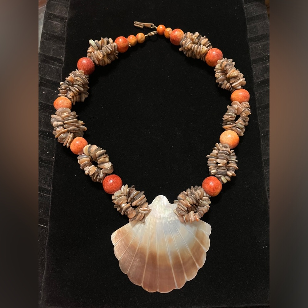 Seashell Necklace - image 3